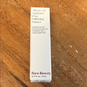 FREE WITH SALE • Rare Beauty Always an Optimist Pore Diffusing Primer